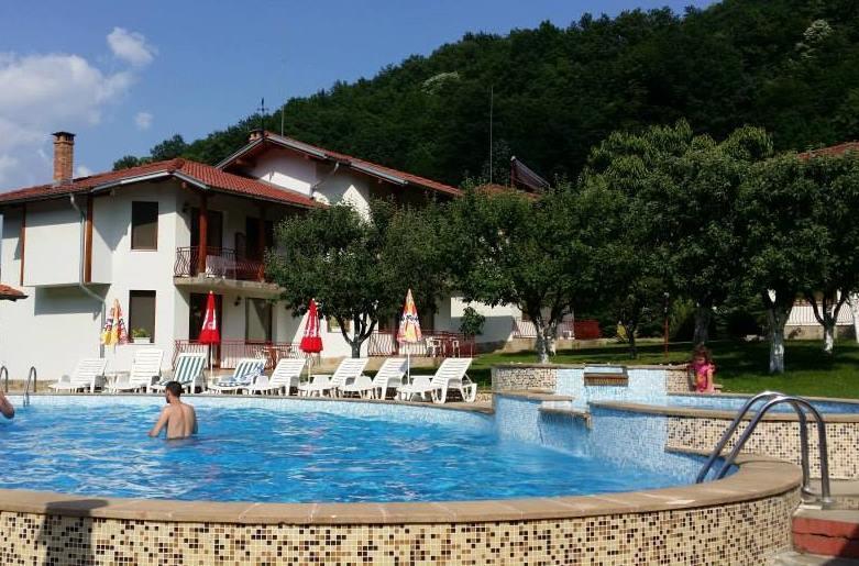 By The River Hotel Complex Balkanets  외부 사진