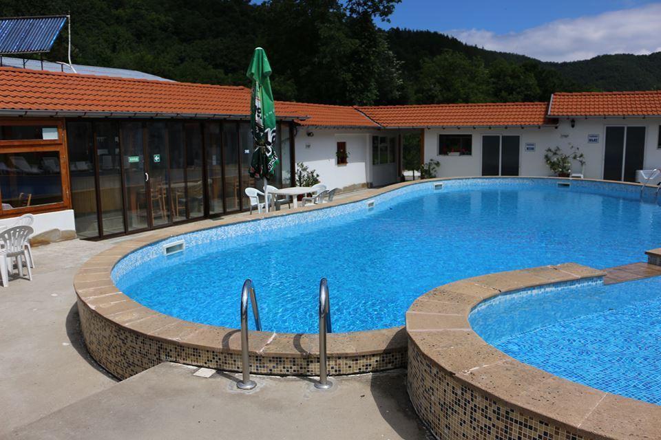 By The River Hotel Complex Balkanets  외부 사진